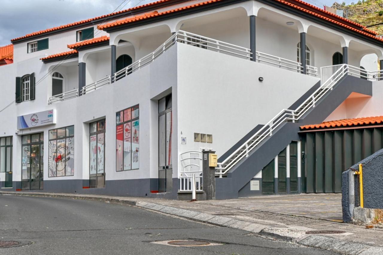 Nidia'S Place, A Home In Madeira Machico  Exterior photo