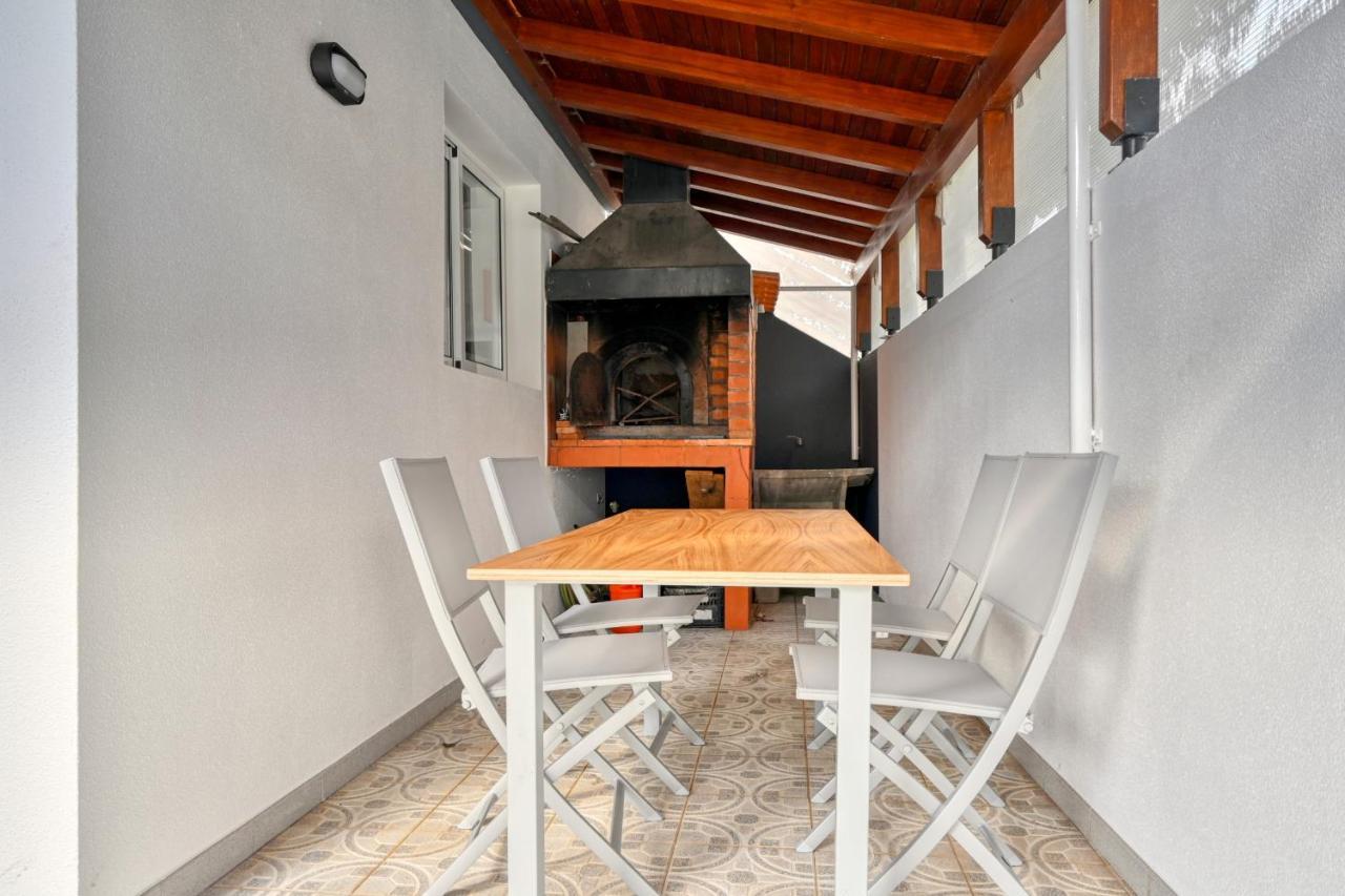 Nidia'S Place, A Home In Madeira Machico  Exterior photo